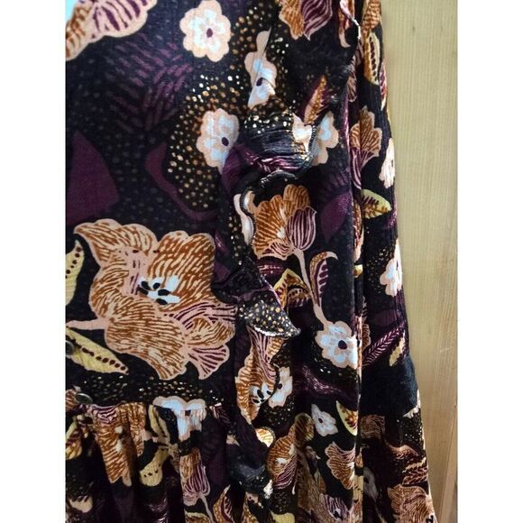 V-Neck Floral Bohemian Dress With Button Detail & Long Sleeves 22/24 3x - Picture 6 of 14